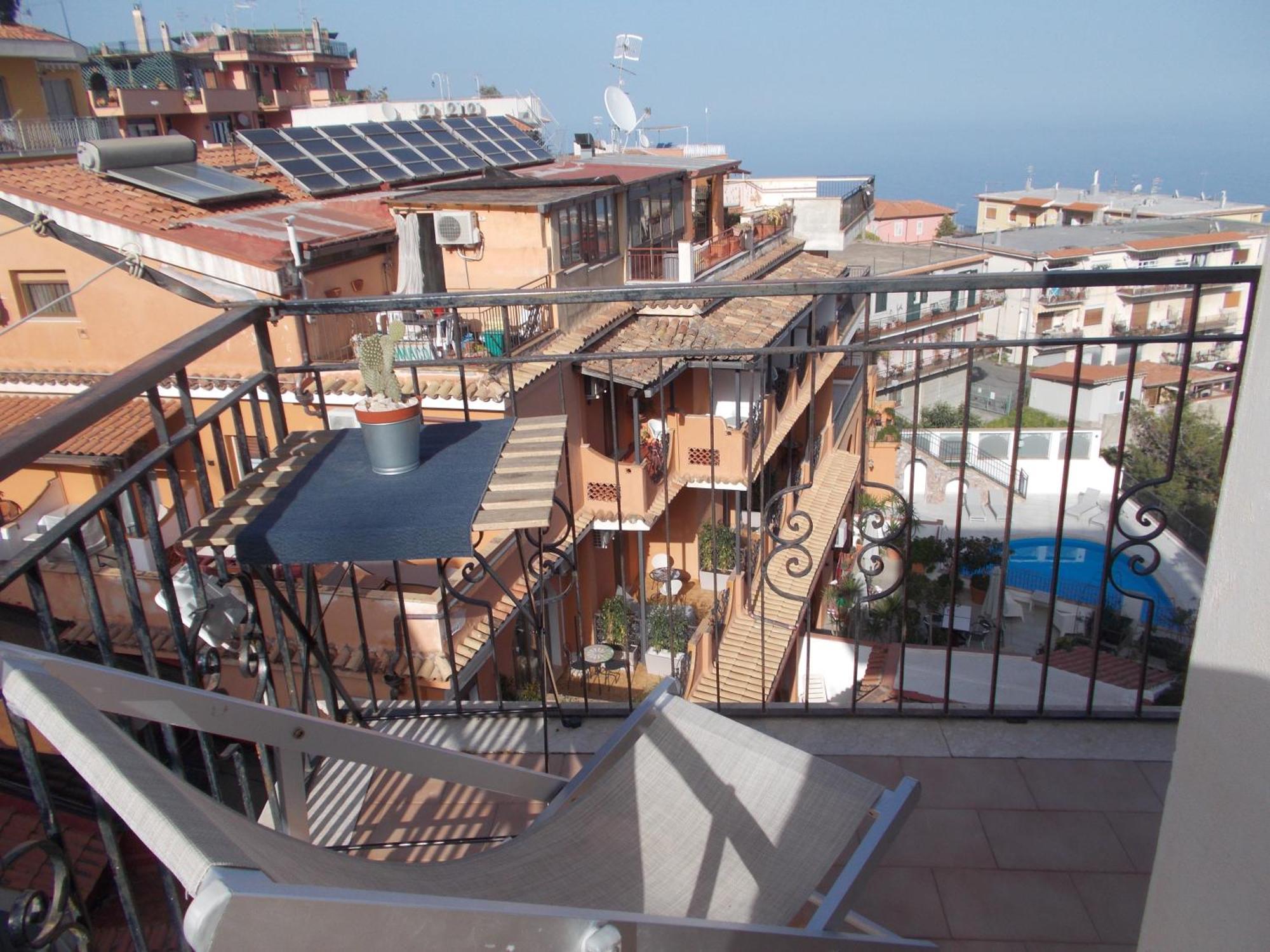 Il Melograno Apartment Таорміна Екстер'єр фото